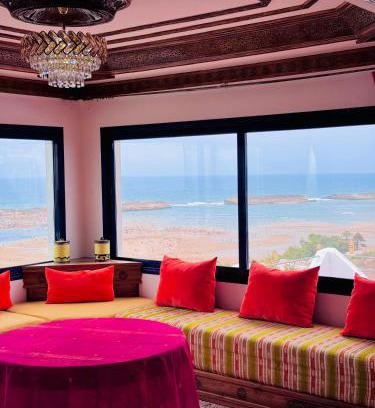 Oualidia Apartment | Le grand château Vue sur Mer uniquement les familles