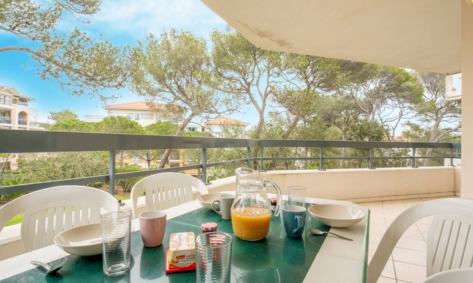 Saint-Aygulf Apartment | Le Grand Parc by Interhome