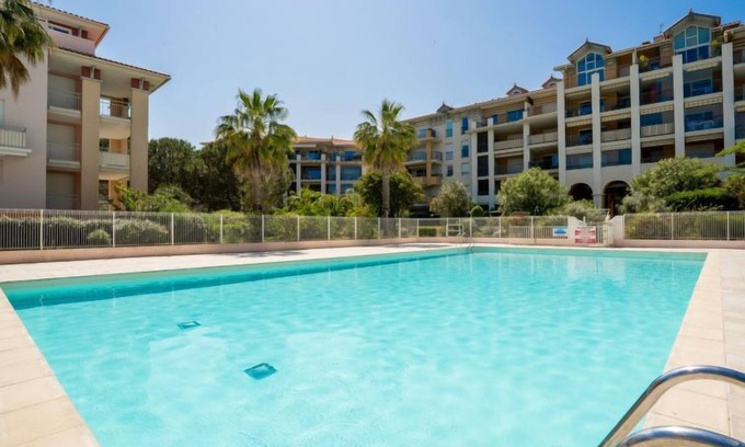 Saint-Aygulf Apartment | Le Grand Parc by Interhome