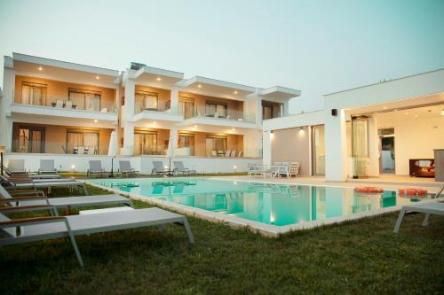 Gerakini Apartment | Le Grand Rêve
