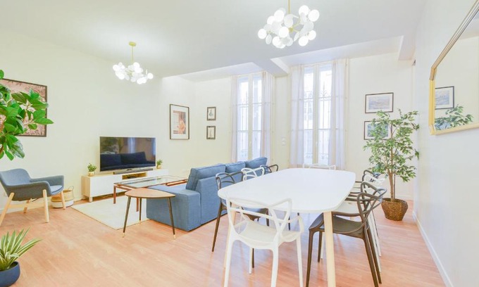 Saint Nicolas - Charles III - Ville vieille - Trois Maisons - Leopold Apartment | Le Magnifique de Barrès
