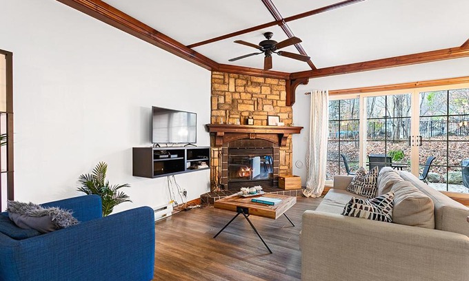 Mont-Tremblant Apartment | Le Manoir 106-7 by Escapades Tremblant