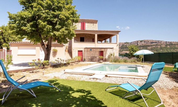 Aubenas House | Le Mas Coste - Three Bedroom House, Sleeps 7
