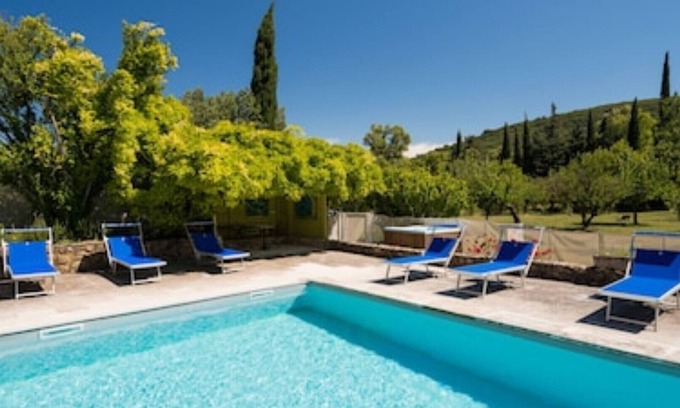 Valaurie House | 🌅 Le Mas du Marin - Timeless escape in Drôme Provençale 🌅