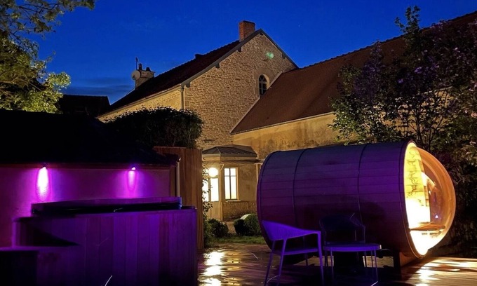 Etrochey House | LE MOULIN SUR LA SEINE- CHARMING MILL * ON THE BANKS OF THE SEINE IN BURGUNDY
