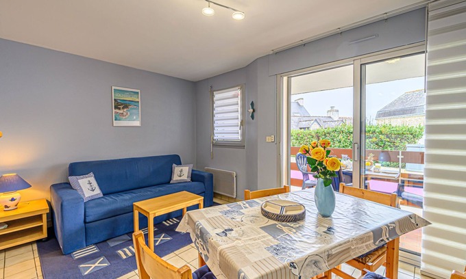 Locmariaquer Apartment | Le Nautilus by Interhome