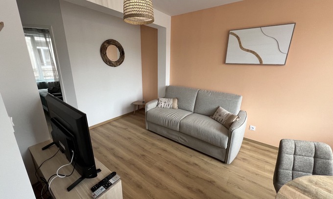 Boulogne-Centre Apartment | Le Nid d’Opale : 2-4 pers