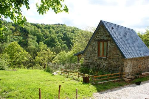 La Tour-dʼAuvergne Cabin | Le p'tit gîte de Chomet