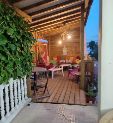 Perinet Apartment | Le passiflore
