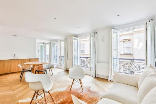 Madeleine Apartment | Le petit palais de L'Élysée