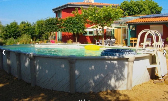 Estibeaux House | Le Pied à Terre – Cosy Holiday Home with Pool and Pyrenees View in Estibeaux