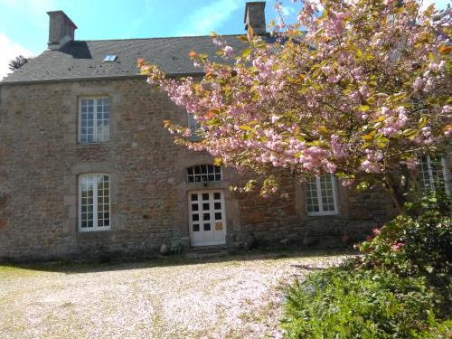 Fermanville House | Le Presbytère, Cotentin, Val de Saire, Fermanville, proximité immédiate mer et forêt