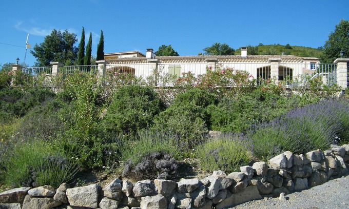 Les Vans House | Le Sapin : Dubbelwoonst Type 2 Onder 1 dak met Privé Zwembad in de Ardèche
