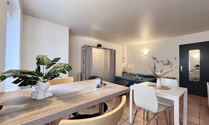 Tournon-sur-Rhone Apartment | Le studio Théolier - Tournon-sur-Rhône