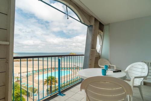 Treboul Apartment | Le Tamm Bara - Appt avec piscine partagée
