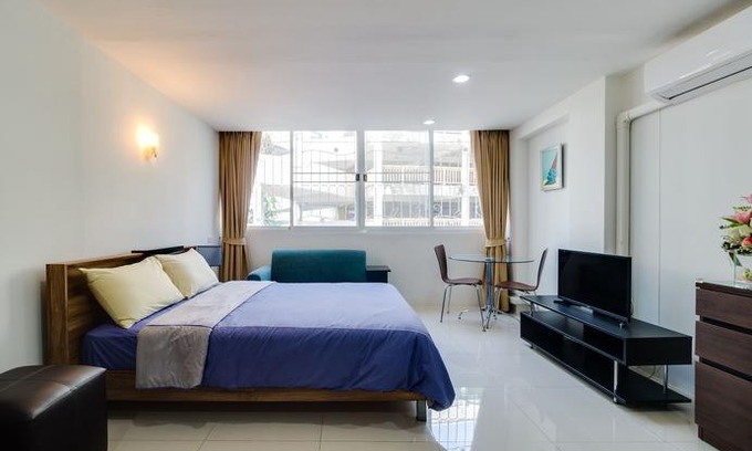 Embassy District Apartment | Le Vanvarothai Saladaeng Residence