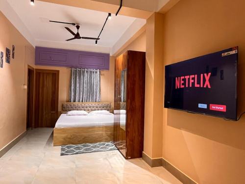 Sualkuchi Apartment | Leafyinn-Chic room in Guwahati
