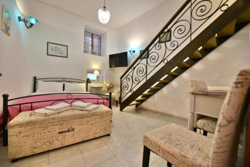 Hydra House | Lelas house 2-level Apartment "Mandraki"