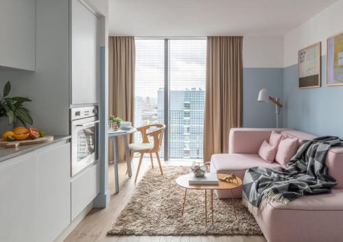 Tower Hill Hotel | Leman Locke