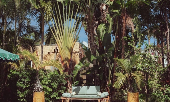 Palm Beach - West Palm Beach Cottage | Lemon Loft: Palm Beach-style paradise, shared pool