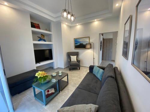 Kavala Apartment | Lemon Suite