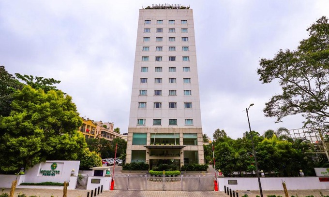 Bengaluru Hotel | Lemon Tree Premier, Ulsoor Lake, Bengaluru