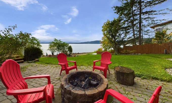 Juneau Villa | Lena Beach Villa – Luxury Oceanfront Escape