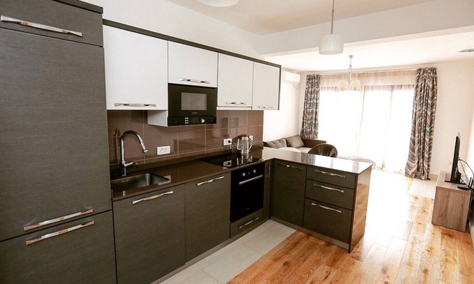 Becici Apartment | LEO 10 - a spacious new duplex close to the beach