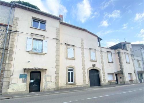 Vals-les-Bains House | Les 5 Sources