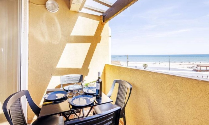 Narbonne-Plage Apartment | Les Balcons de la Méditerranée by Interhome