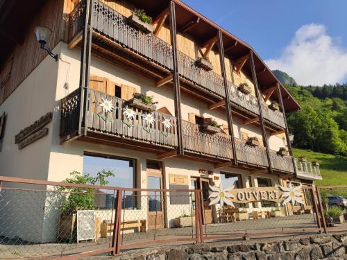Novel Hotel | Les Chemins du Léman