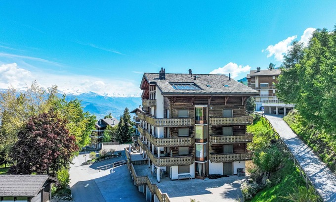 Saint-Pierre-de-Clages Apartment | Les Cimes Blanches 102 A by Interhome