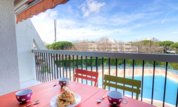 Le Couchant Apartment | Les Flamants Roses by Interhome