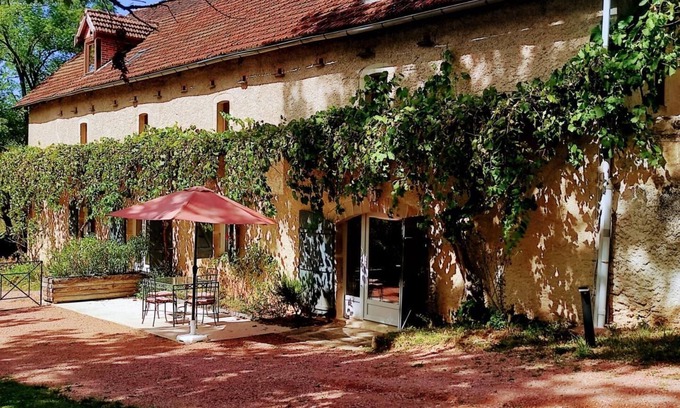 Le Bourg House | Les Gîtes du Mas de Roujou 1