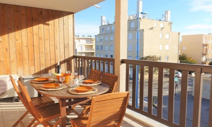 Narbonne-Plage Apartment | Les Grandes Bleues 2 by Interhome