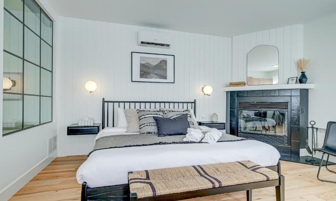 Sainte-Agathe-des-Monts House | Les Lofts du Lac des Sables 2