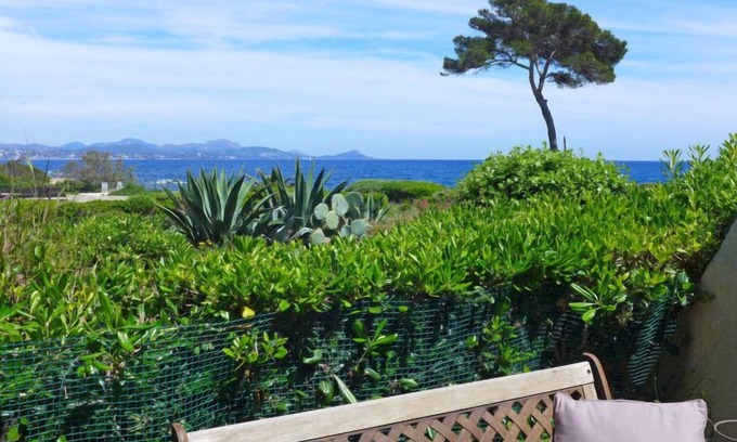 Saint-Aygulf Apartment | Les Louvans by Interhome