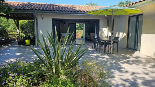Balazuc House | Les Oliviers gîte grand confort au calme classé 3 étoiles