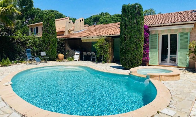 Sainte-Maxime Villa | Les Pins Ensoleillés