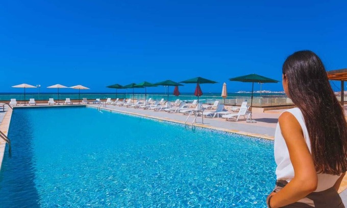 Algiers Hotel | Les Sables d'Or