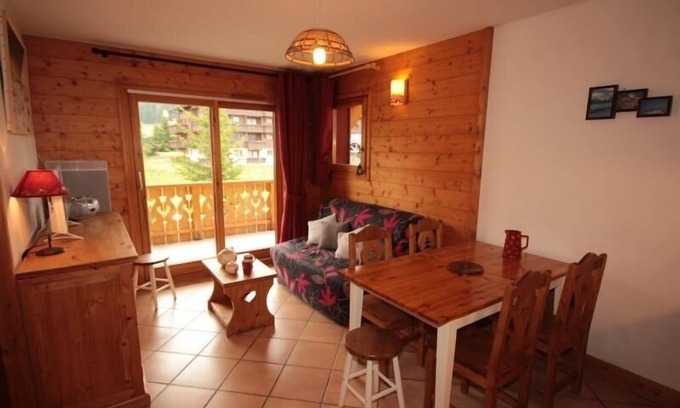 Les Saisies Apartment | Les Saisies: Beautiful 2P-Cabin Apt, 6 pers, Wifi, balcony, parking