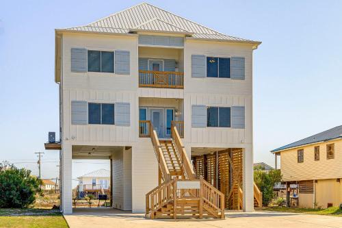 Dauphin Island House | Less Than half Mi to Beach Waterfront Dauphin Island Home