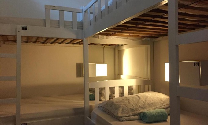 Leverkusen Hostel | Levi' Hostel Leverkusen
