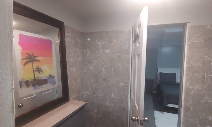 East End Apartment | Levor Lettsome - Duplex 2bed 2bath