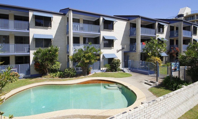 Kings Beach Apartment | Levuka Unit 4, 14 Moreton Pde. Kings Beach