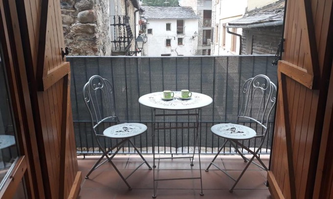 Benasque Apartment | LH Casa Chispa