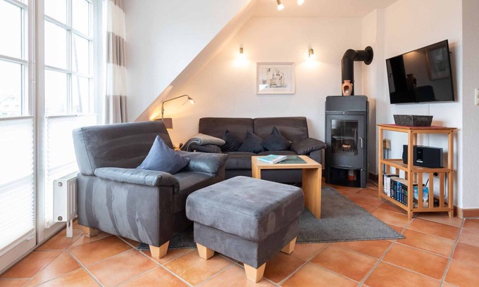 Wenningstedt-Braderup Apartment | LH Heidegrund, App.3 - 3-room vacation apartment close to the beach with approx. 53 m², for up to