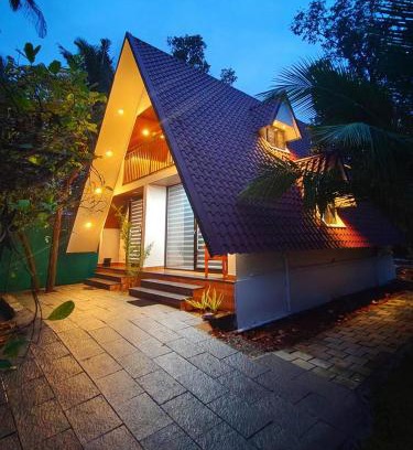 Kochi House | Liara Haven River side Villas