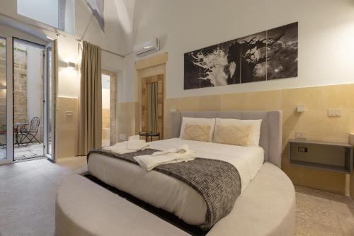 Lecce House | Liberty Barocco