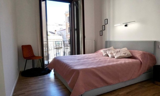 Castellammare Vucciria Apartment | LIBOIRE HOMEAccommodating apartment in the heart of Palermo's historic center